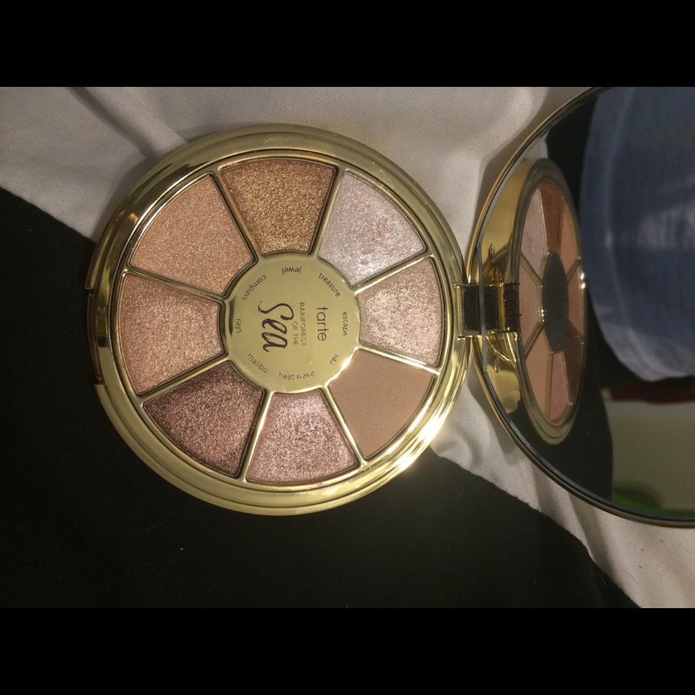Tarte Eyeshadow Compact